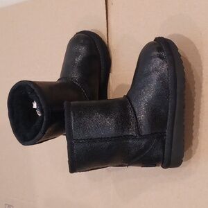 UGG TODDLERS CLASSIC II METALLIC SPARKLE BOOTS